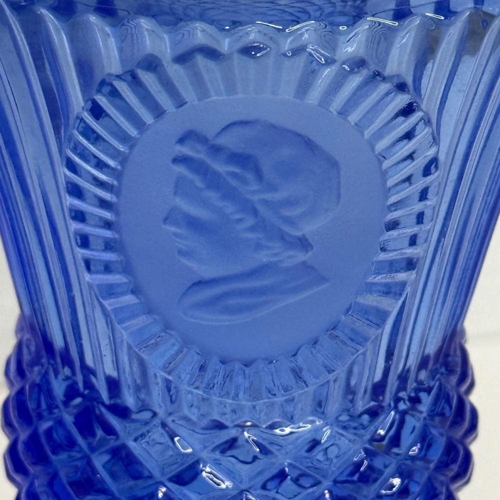 Vintage Avon Fostoria Cobalt Blue George and Martha Washington Cameo Goblet Set - Picture 4 of 9